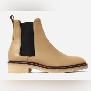 Everlane Chelsea Boots